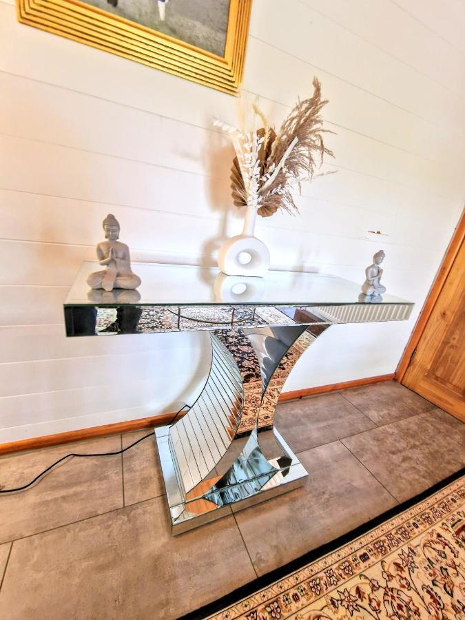 Holiday home Magpie 2 Hot Tub Huntersmoon-warminster-longleat-wiltshire Warminster